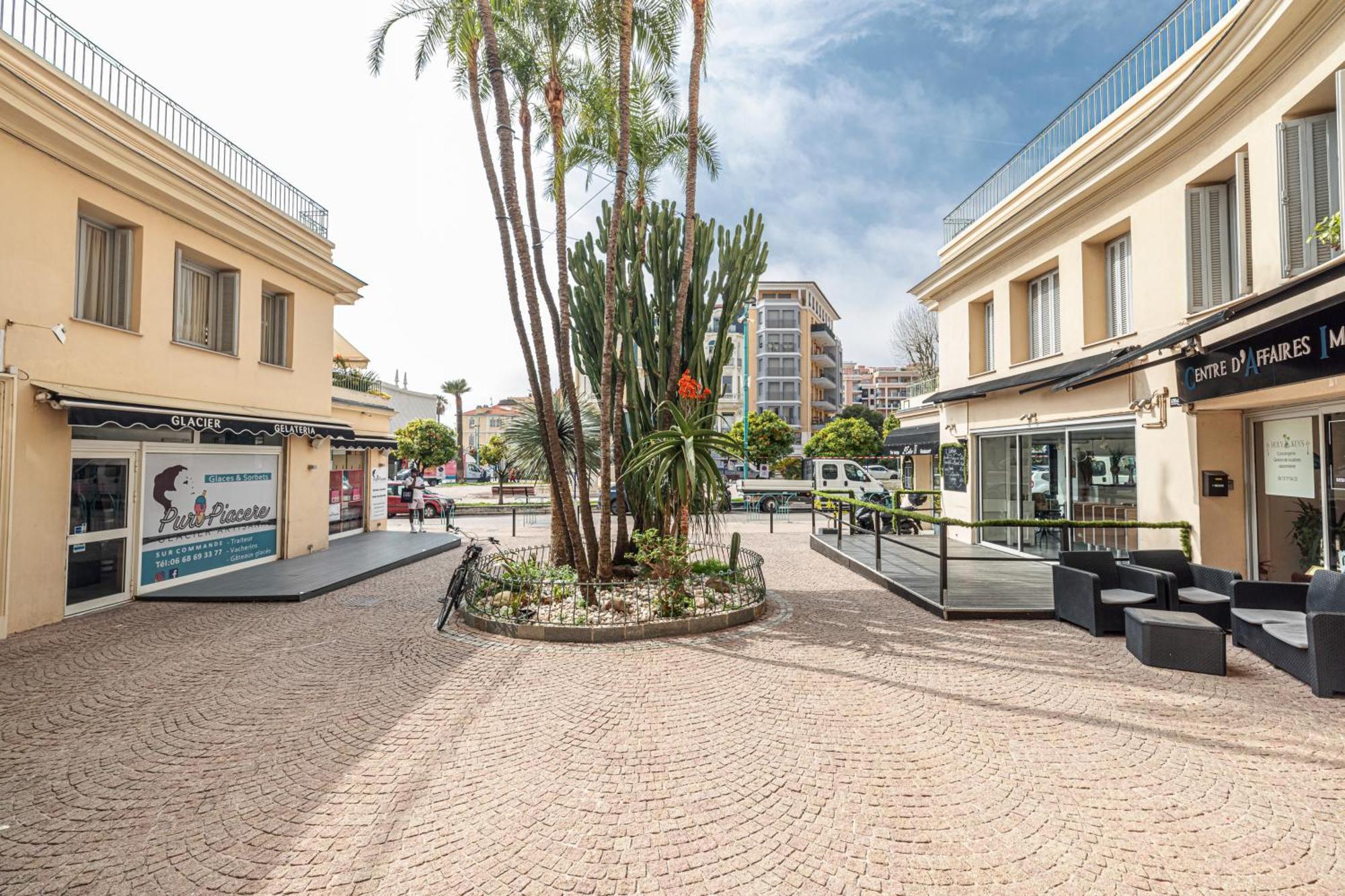 3 Pieces Des Jardins Lejlighed Menton Eksteriør billede